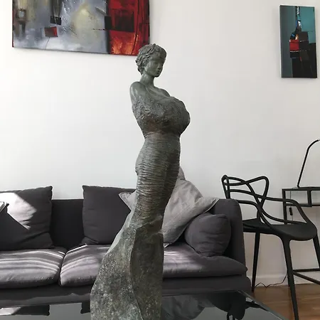 Le Limas 3* אביניון